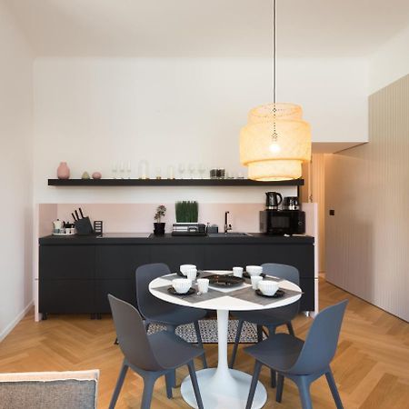 Apartments Rog Ljubljana Exteriör bild
